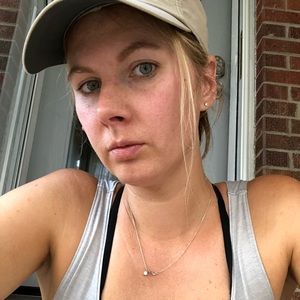 Meet your Posher, Frederique